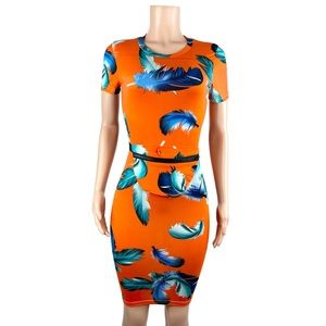 Go Your Own Way Feather Print Dress w/Matching Fanny Pack